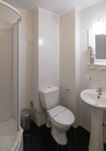 Ванная комната в Knyazha Hora Hotel