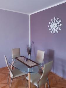 Fotografie z fotogalerie ubytování Lovely L home BN centar -Rent a car automatic v destinaci Bijeljina
