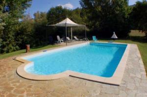 
Het zwembad bij of vlak bij Cerro di Sopra Boerderij in Toscane met privé zwembad
