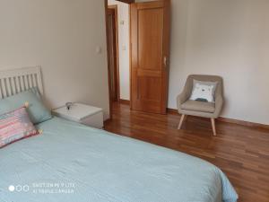 Postel nebo postele na pokoji v ubytování Luminoso y acogedor apartamento en la playa