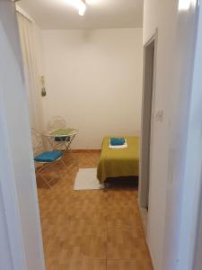 Posteľ alebo postele v izbe v ubytovaní Apartments Jerković Drašnice-3bd