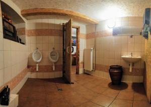 Koupelna v ubytování Hostel Doupě Humpolec