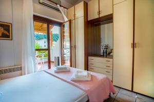 Gallery image of Casa Costa for 7 guests near Fourka beach in Skala Fourkas