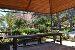 Vonkajšia záhrada v ubytovaní Villa Paradiso Riserva Naturale Monte Cofano