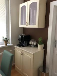 Kuchyň nebo kuchyňský kout v ubytování BIVIO apartment - climatised