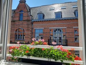 クノック・ヘイストにあるSfeervol en lichtrijk appartement centrum Knokkeのギャラリーの写真