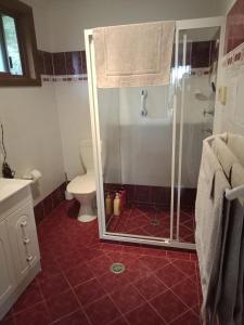 A bathroom at Kincumber House