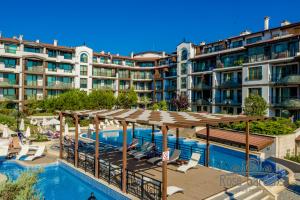 Gallery image of Rose Gardens Apart Hotel in Pomorie