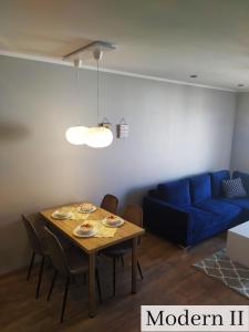 Posedenie v ubytovaní Modern
