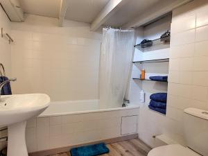 Ванная комната в Cosy studio Perpignan +27 фотографий
