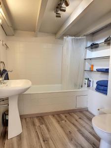Ванная комната в Cosy studio Perpignan