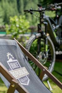 Jazda na bicykli v okolí ubytovania Corso`s Annabell - Bed & Breakfast