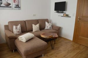 Imagen de la galería de Ferienwohnung Plattner inklusive Sommercard, en Jerzens