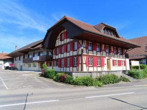 Foto da galeria de Gasthof Schwanen Radelfingen em Radelfingen