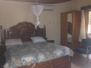 מיטה או מיטות בחדר ב-Leybato Beach Hotel