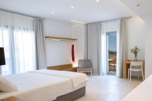 Gallery image of Smile Inn in Nydri
