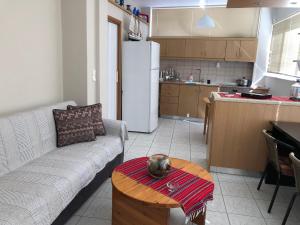Kuchyň nebo kuchyňský kout v ubytování Sergios Apartment + 7 fotografií