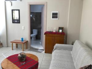 Posezení v ubytování Sergios Apartment