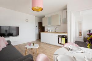 Kuchyňa alebo kuchynka v ubytovaní Short Stay Apartments