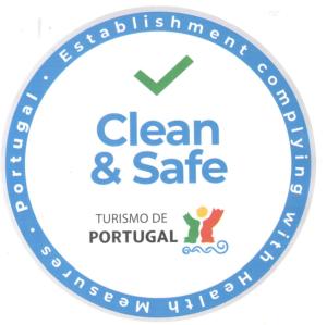 Certifikát, hodnocení, plakát nebo jiný dokument vystavený v ubytování Residencial Chafariz /Queimada