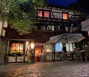 Budova, kde se hotel nachází
