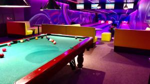 Biliardový stôl v ubytovaní Hotel Nadodrzański Dwór - Nowa Sól