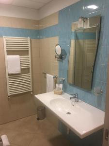 Koupelna v ubytování Hotel Niagara