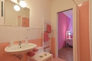 Ett badrum på B&B Dimora Paolina