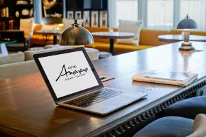 Posezení v ubytování Hotel Amarano Burbank-Hollywood