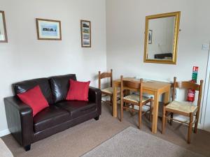 Posezení v ubytování No. 4 Smith Cottages