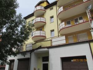 Budova, kde se apartmán nachází