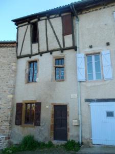 Galeriebild der Unterkunft Maison atypique à Cordes-Sur-Ciel 2 chambres in Cordes-sur-Ciel