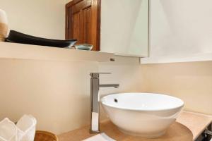 Koupelna v ubytování Marirath Boutique Hotel