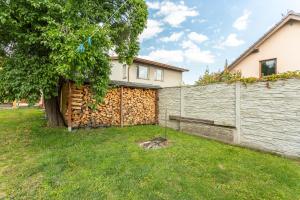 Ein Garten an der Unterkunft VS apartmán