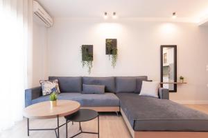 Ntinas Filoxenia Hotel & Spa的休息区