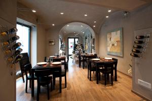 Restaurace v ubytování Vinoteca La Sacrestia