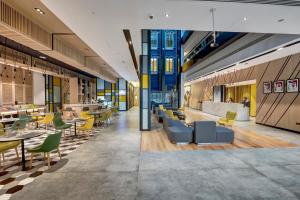 Posezení v ubytování URBAN Al Khoory Hotel