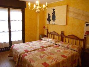 Hotel Plaza Teverga (España La Plaza) - Booking.com