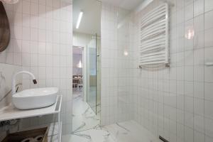 Kúpeľňa v ubytovaní CHILLIapartamenty - Platany - POWDER + 36 fotografií