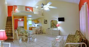 Imagen de la galería de Aruba Quality Apartments & Suites, en Palm-Eagle Beach