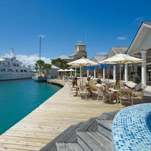 The swimming pool at or close to Port St. Charles