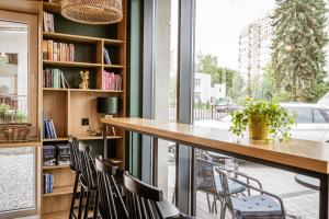 Reštaurácia alebo iné gastronomické zariadenie v ubytovaní TOP Garden Aparthotel