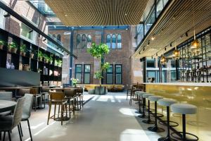 Restaurace v ubytování Hotel Kontakt der Kontinenten
