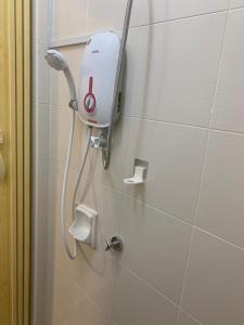 Vonios kambarys apgyvendinimo įstaigoje TR Penang House for Large Family Getaways
