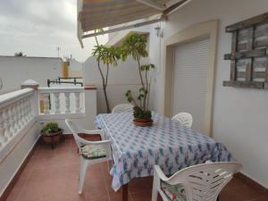 Balkón nebo terasa v ubytování Ático en Rincón de la Victoria en la Costa del Sol