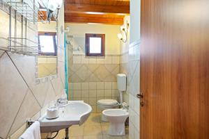 A bathroom at Casa Vacanze 4 Pileri