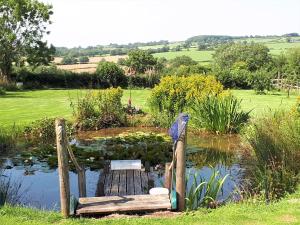 Foto dalla galleria di Highfields Farm B&B a Stone