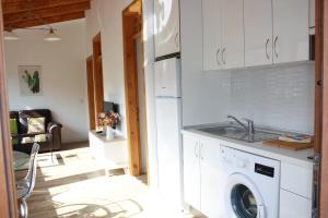 A kitchen or kitchenette at Apartamento Casa Bibiana 1