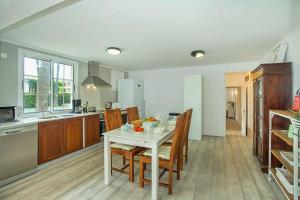 Gallery image of Beach Villa Can Ros by Sealand Villas in Port de Pollensa +25 photos