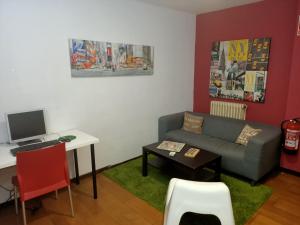 A seating area at Diagonal House Hostel